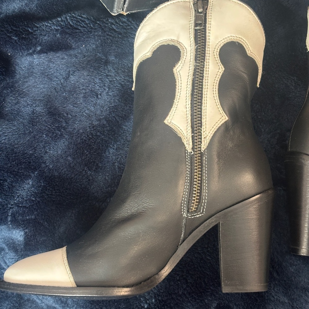 Lucchese Michelle Black and White Zip Collar Booties - Picture 14 of 16